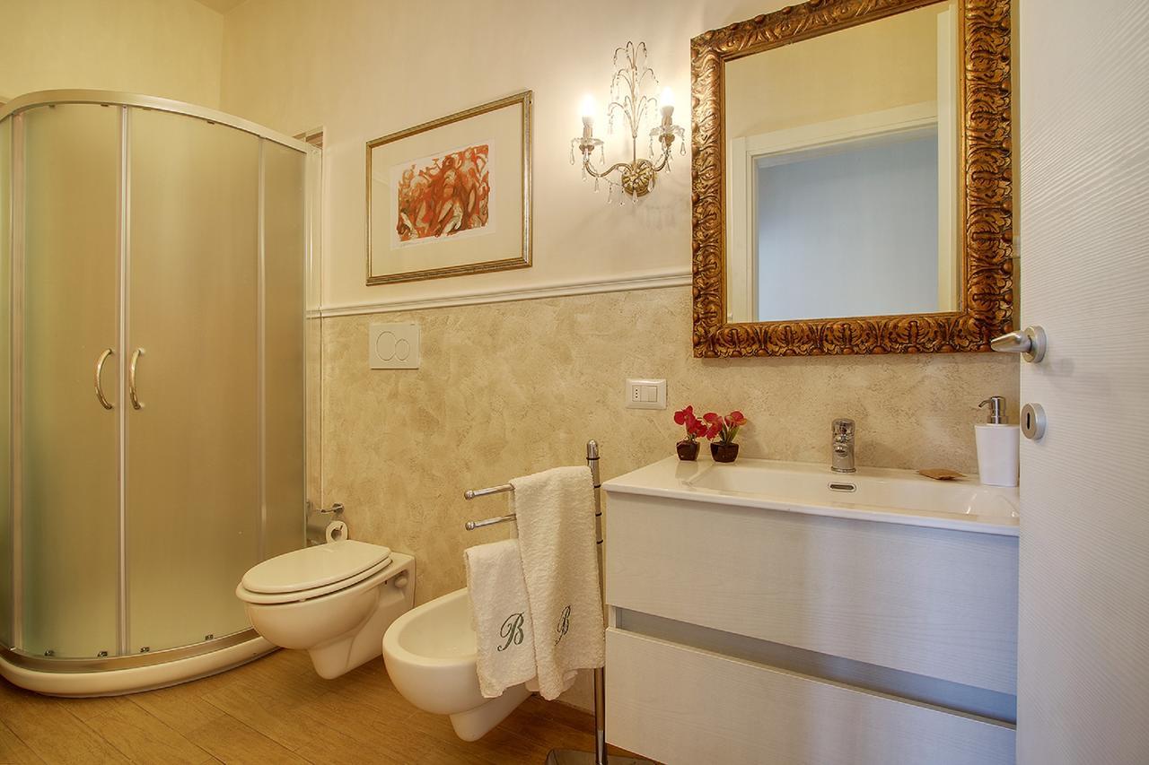 Ferienwohnung Lungarno Elegance Florenz Exterior foto